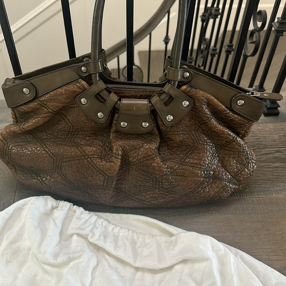 Authentic vintage Salvatore Ferragamo Olive Green Purse - Picture 5 of 7